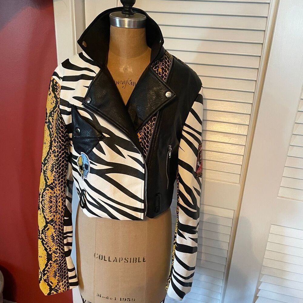 AZAELEA WANG | misunderstood crop moto jacket L NWT $110 - Picture 2 of 16